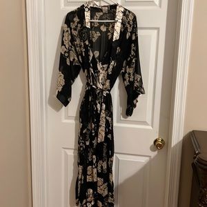 Matching night gown and robe set Blanche Devereaux vibes vintage